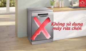 Không vệ sinh ly vang bằng máy rửa chén