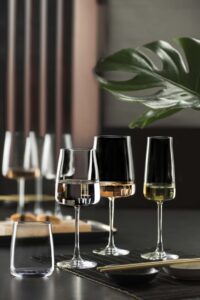 Hình dáng ly uống Whiskey